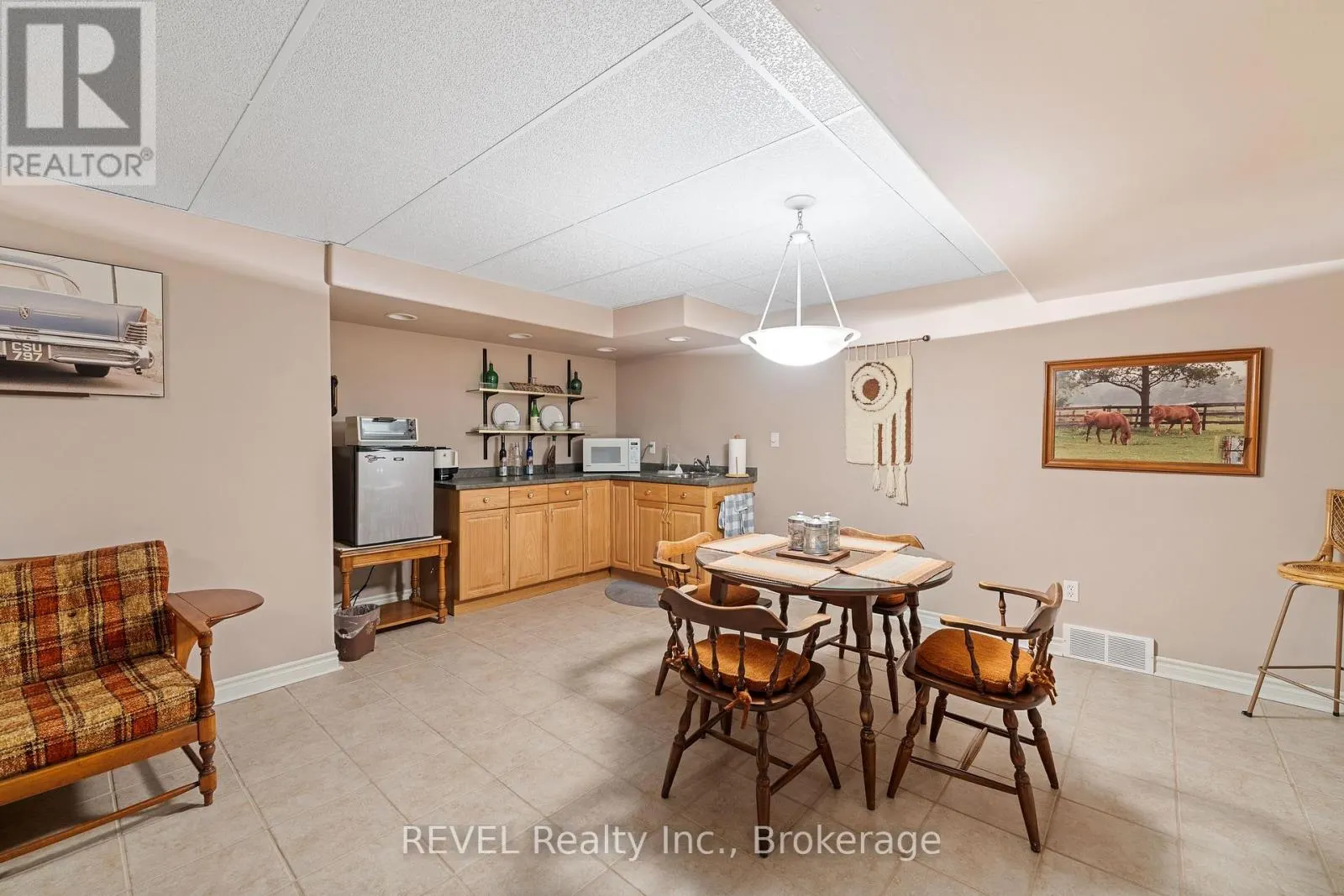 5 BEECHWOOD CRESCENT
