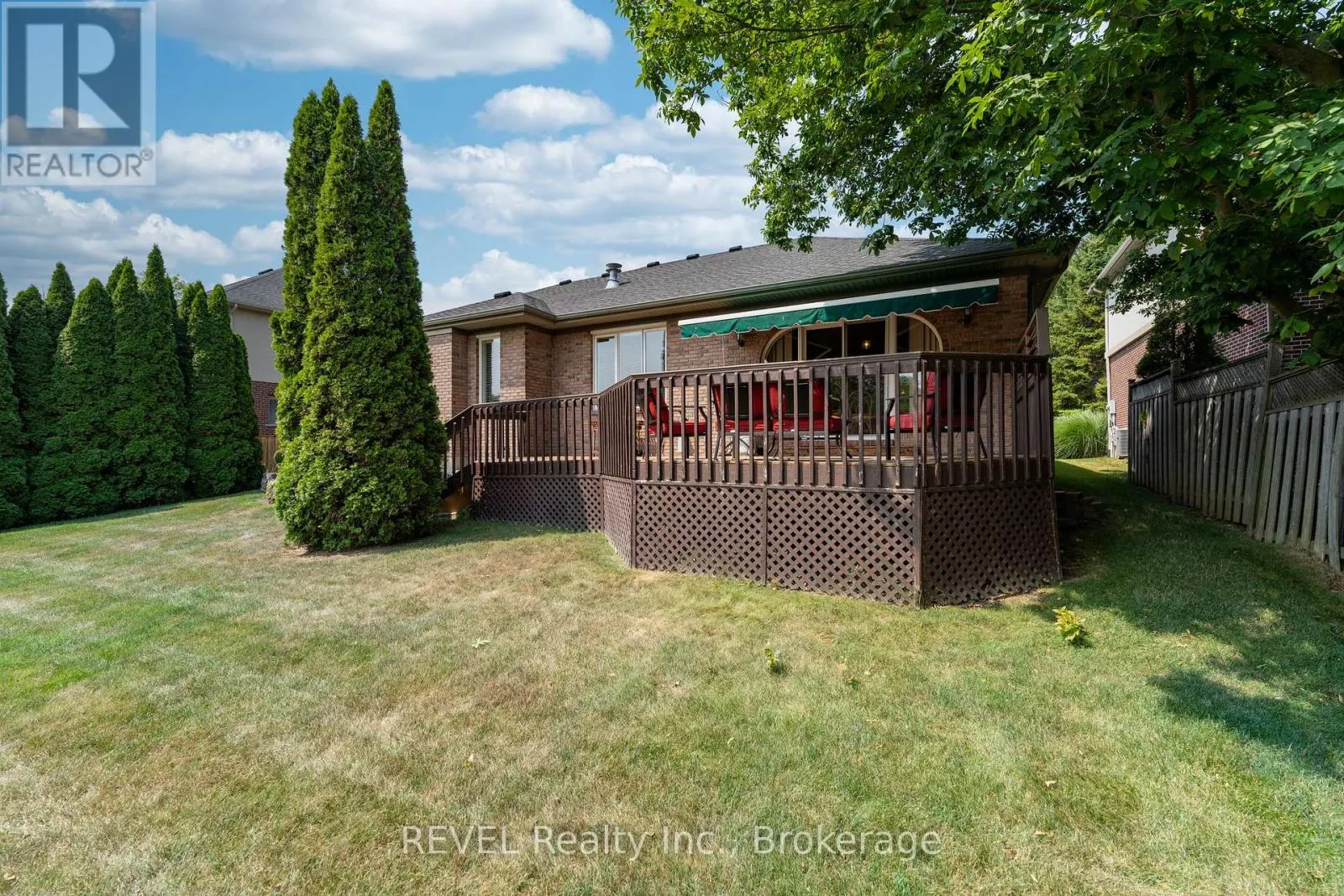 5 BEECHWOOD CRESCENT