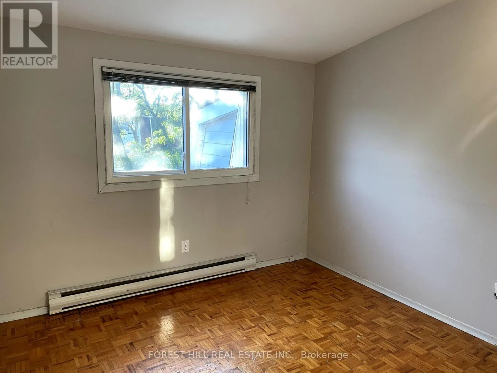 3 - 40 FAIRFAX COURT, #3