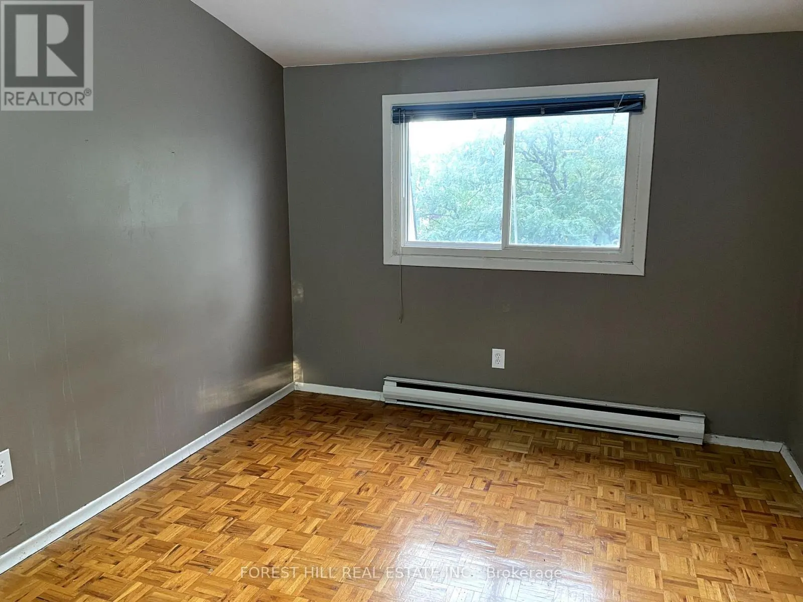 3 - 40 FAIRFAX COURT, #3