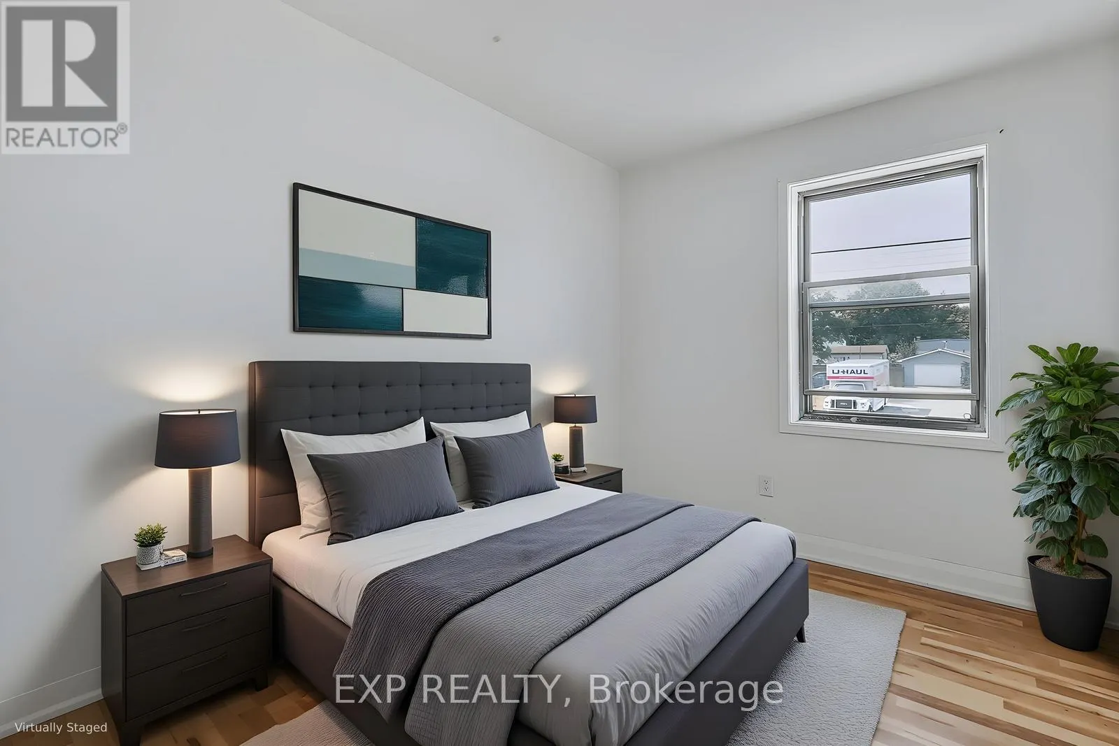 COMM - 897 BARTON STREET E