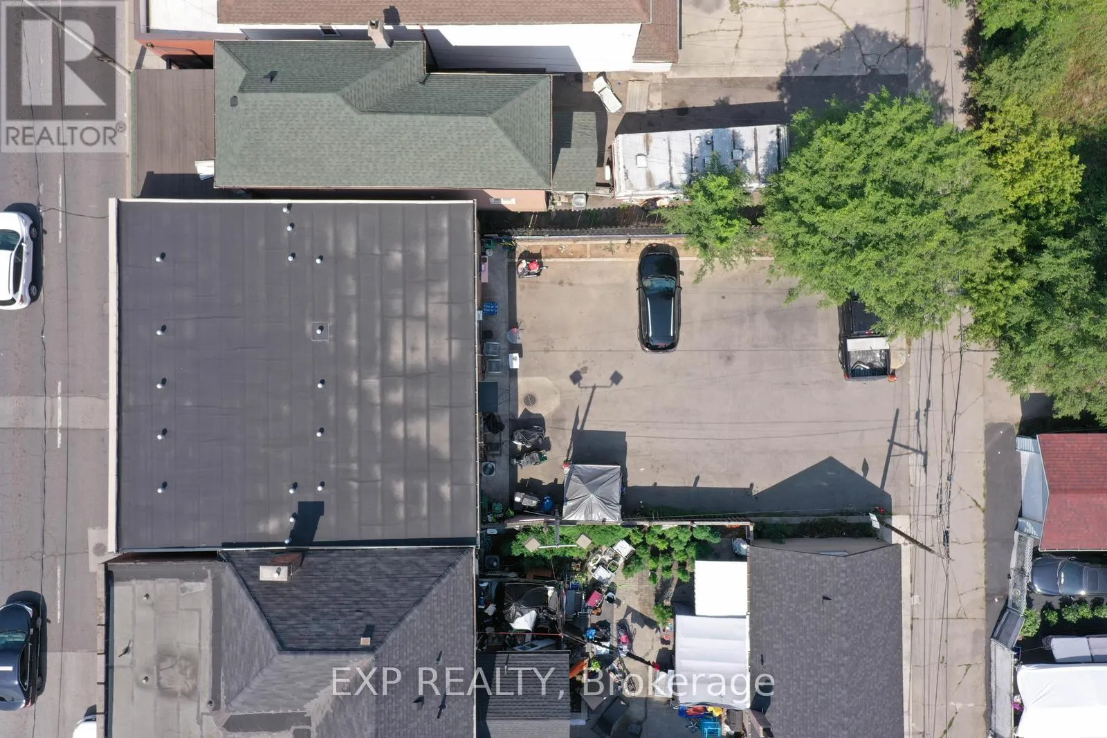 COMM - 897 BARTON STREET E