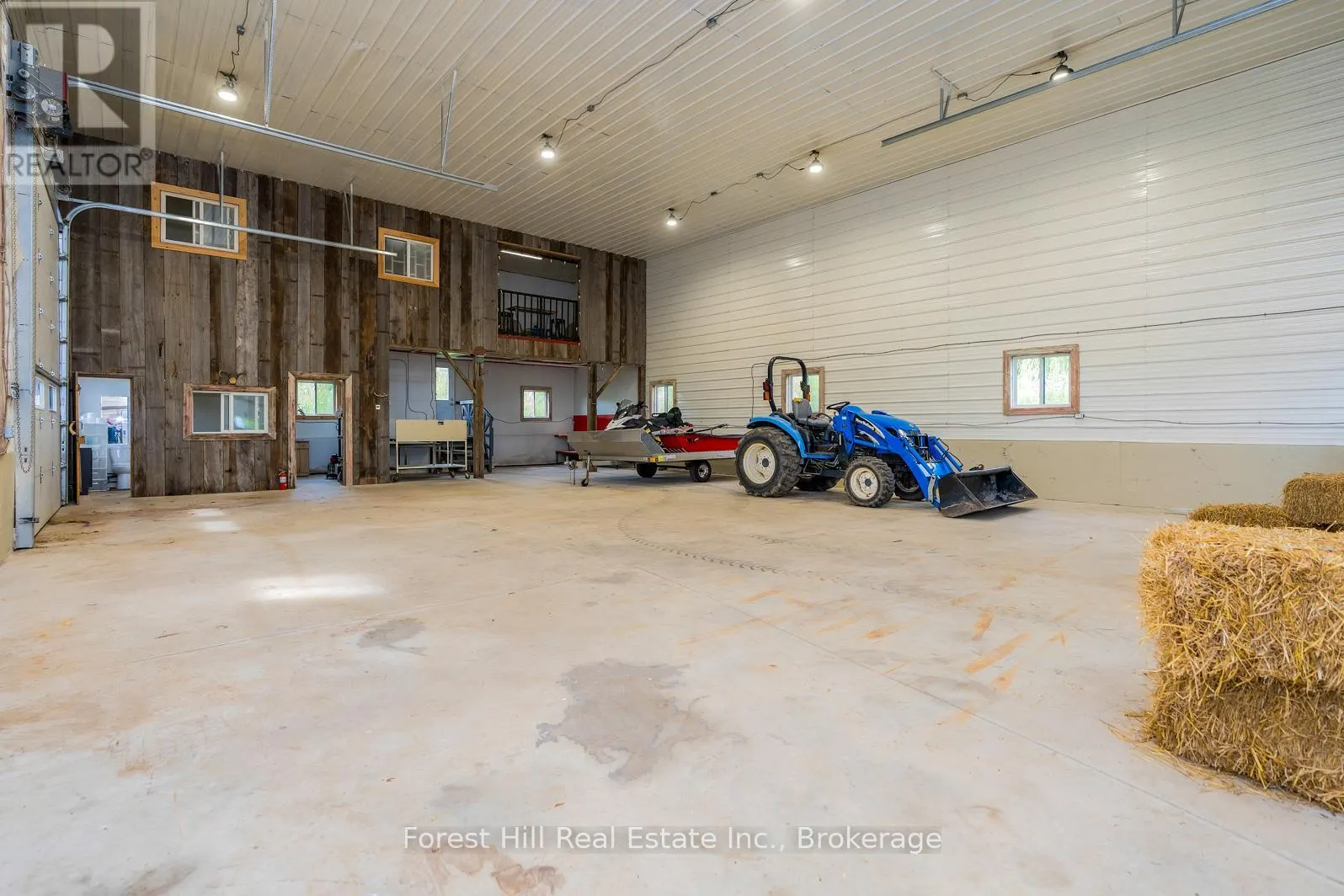 495688 2 GREY ROAD