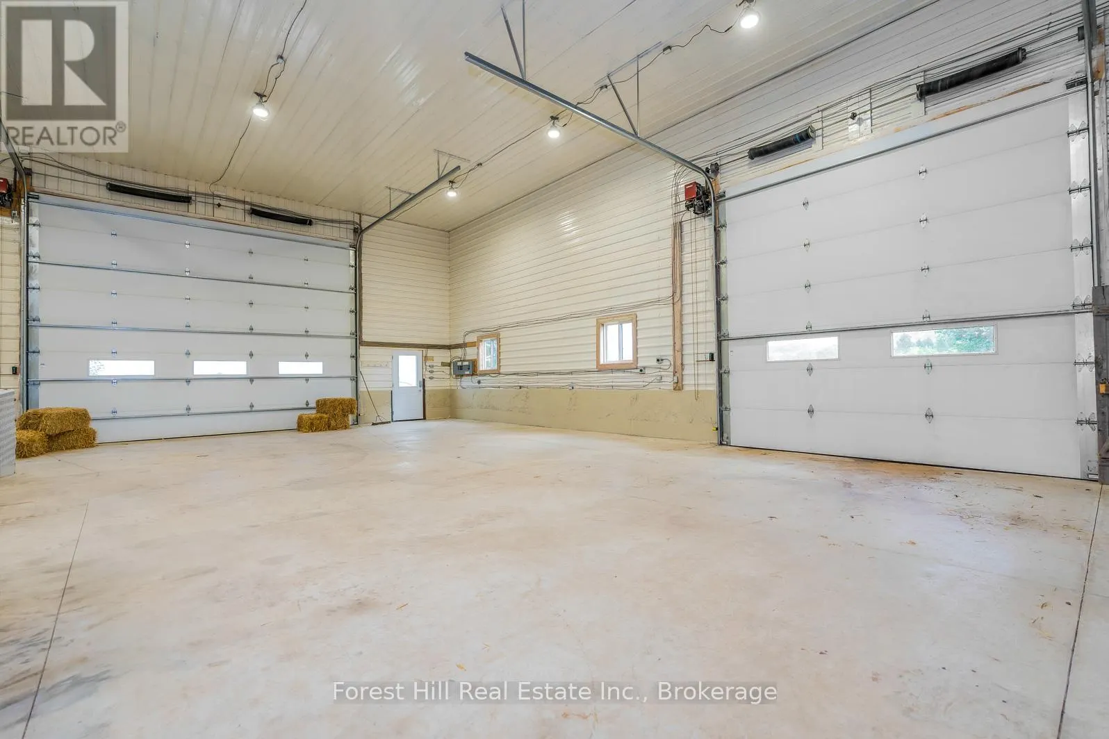 495688 2 GREY ROAD