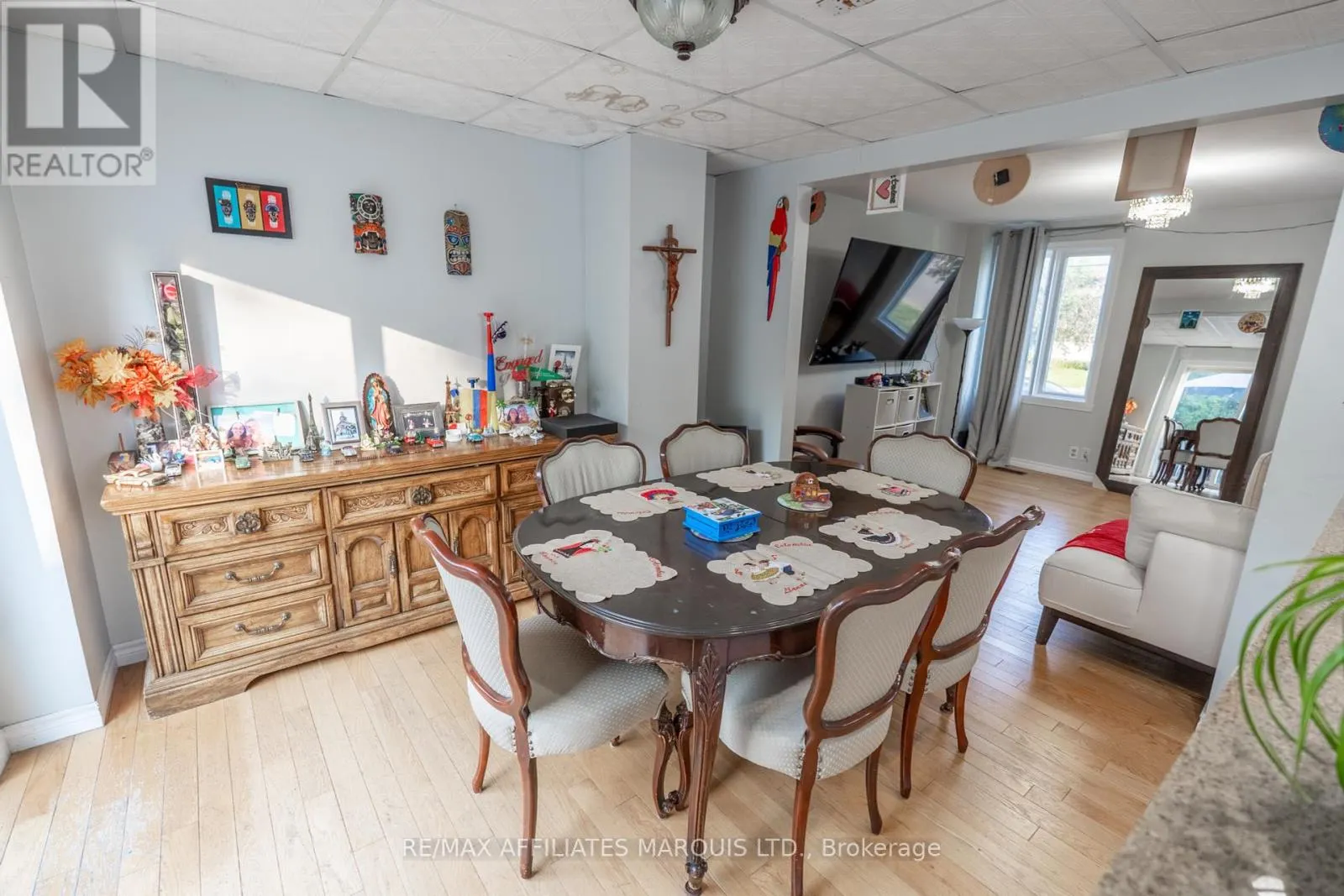 41 TWELFTH STREET E