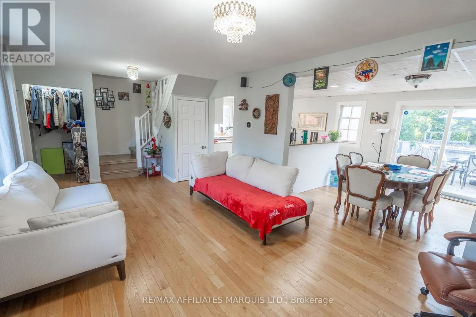 41 TWELFTH STREET E