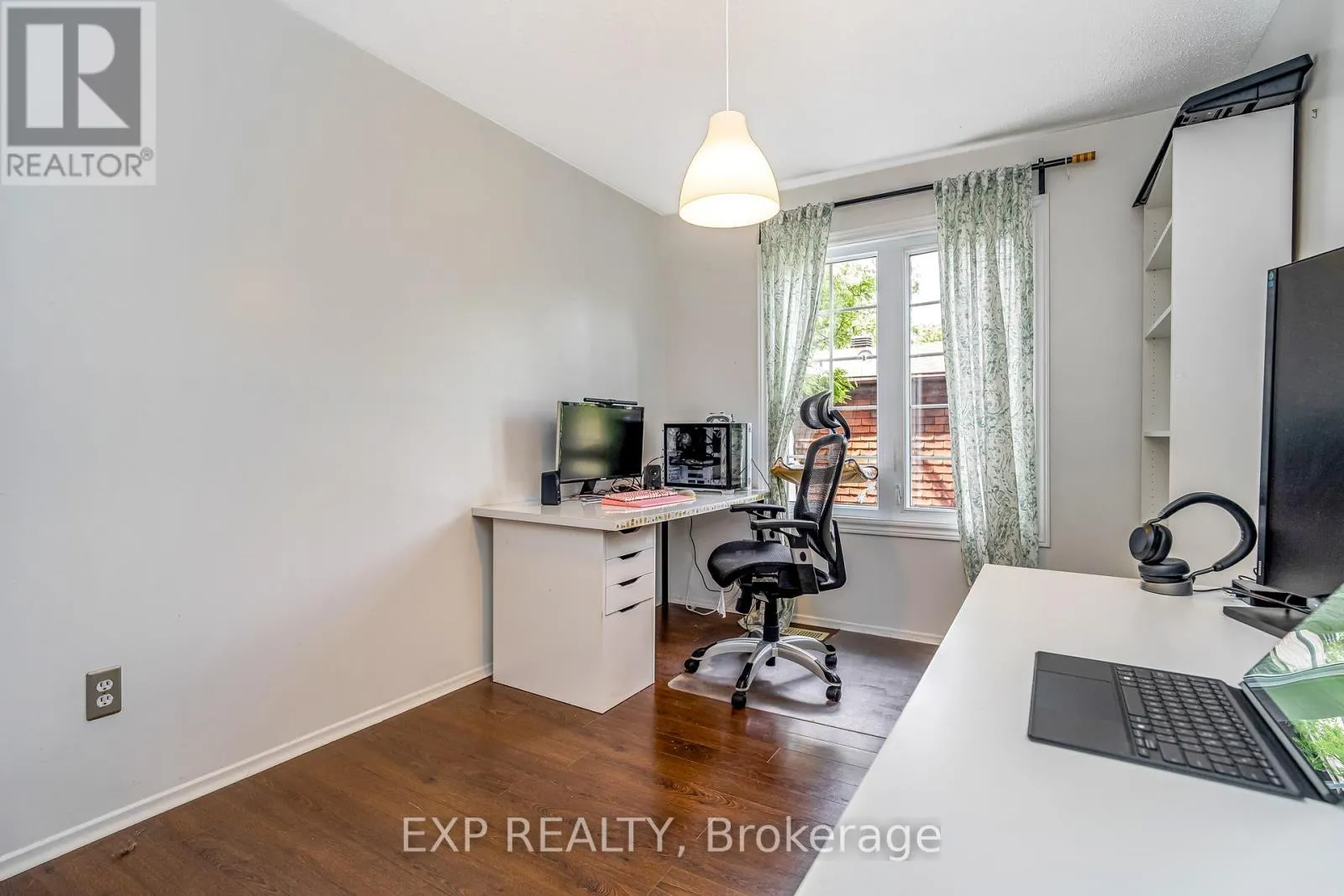 65 - 1029 MEADOWLANDS DRIVE