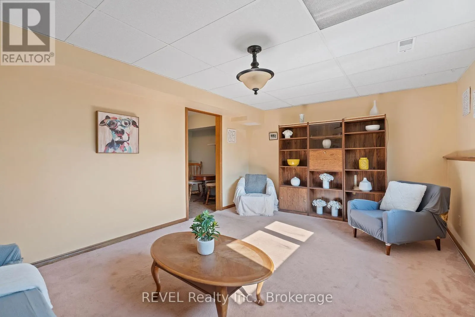 73 CHAPEL HILL CRESCENT