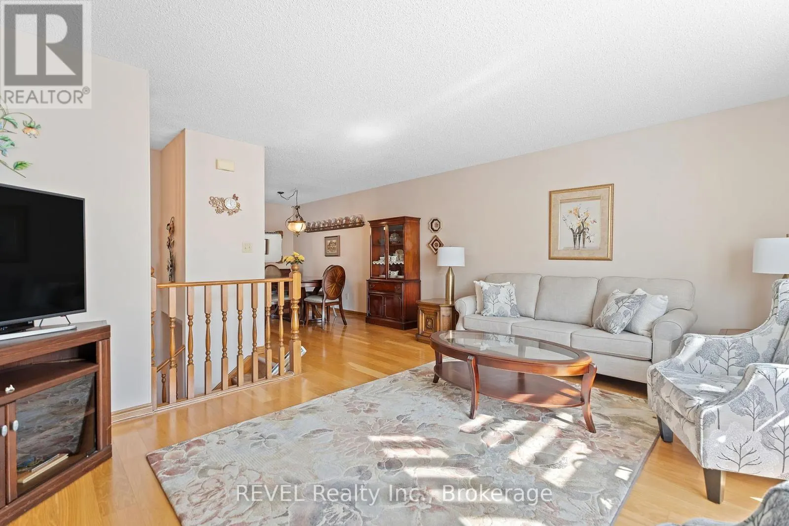 73 CHAPEL HILL CRESCENT