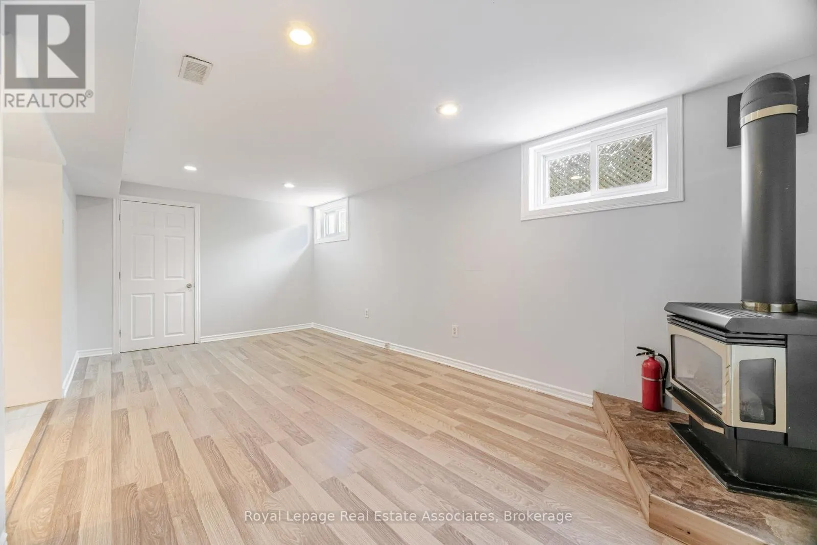 319 GRANTHAM AVENUE