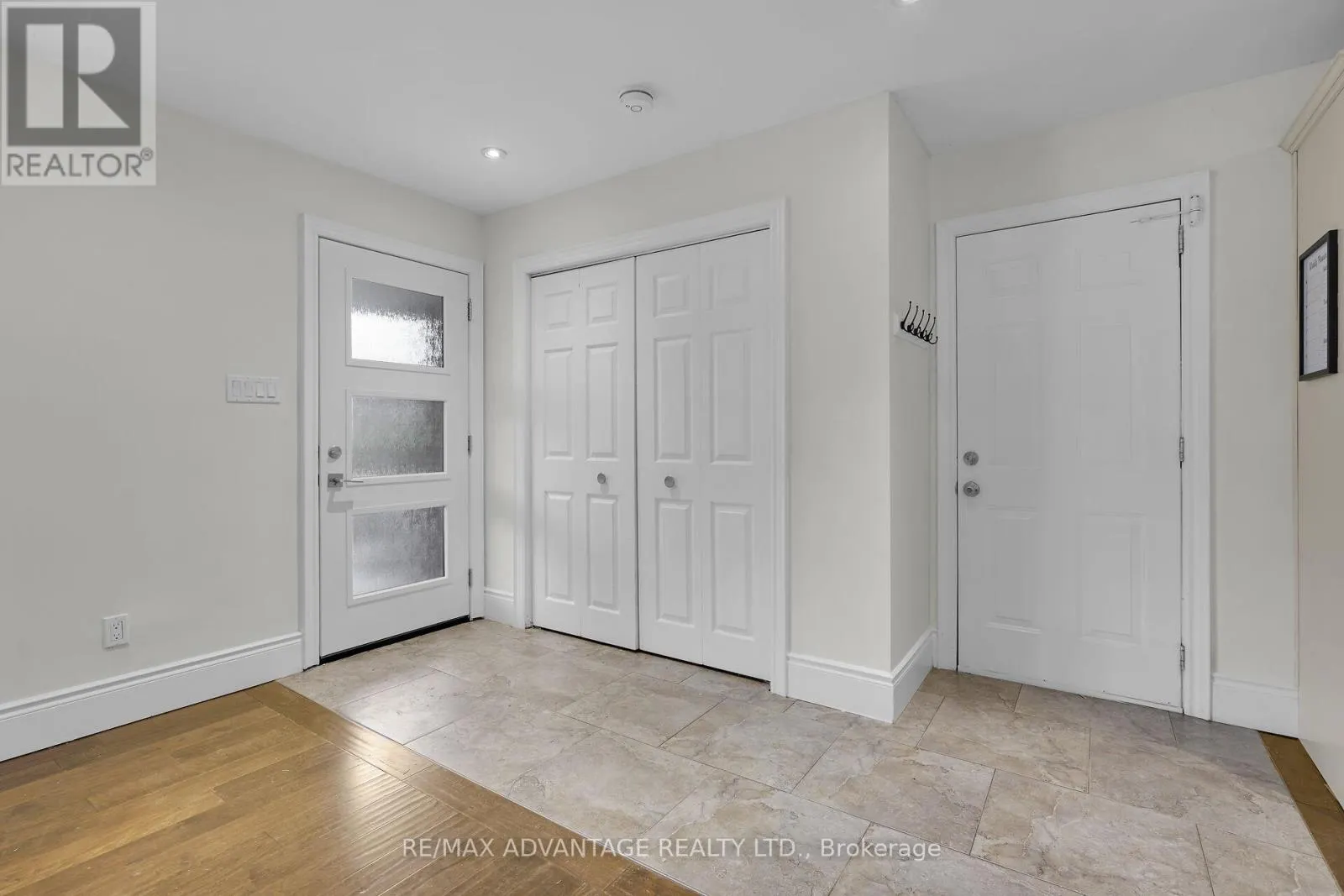 300 BRIARHILL AVENUE