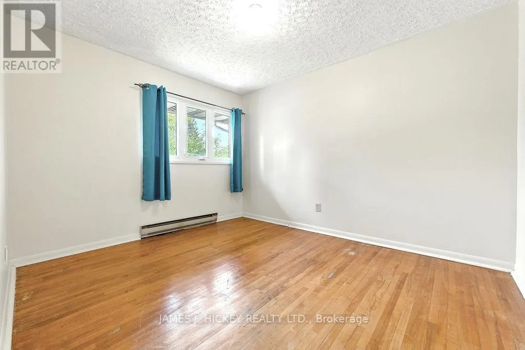 31 GLENDALE AVENUE