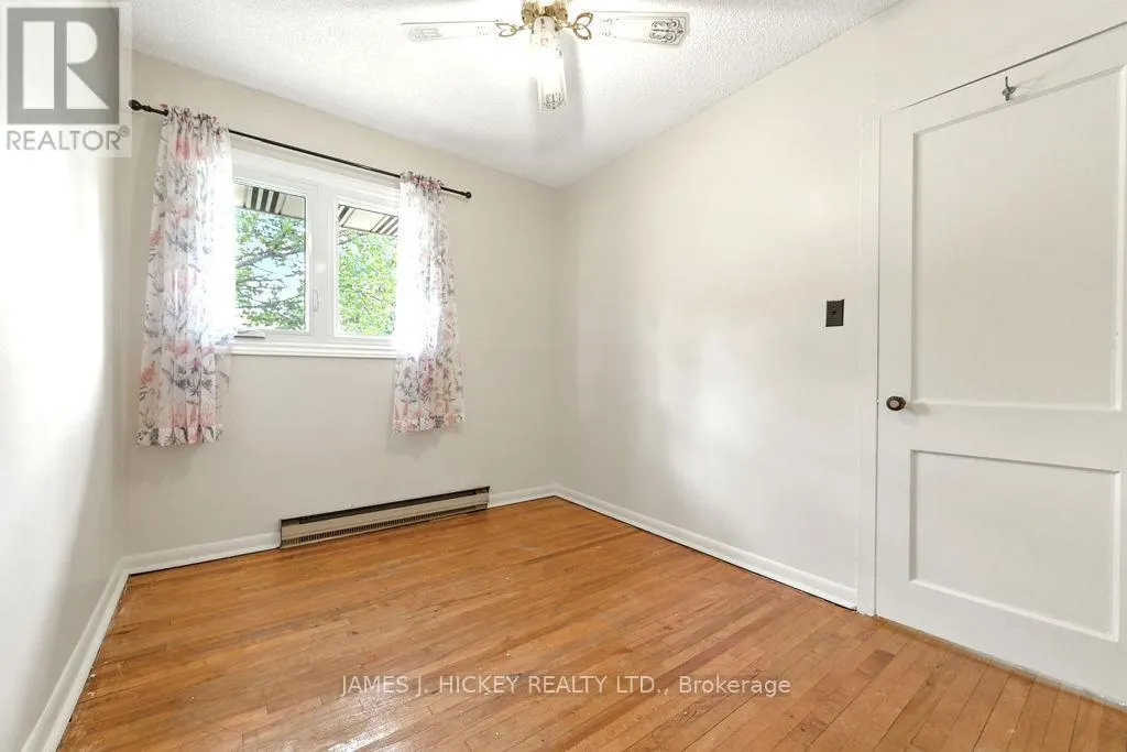 31 GLENDALE AVENUE