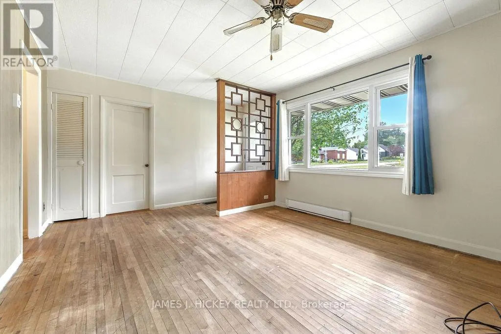 31 GLENDALE AVENUE