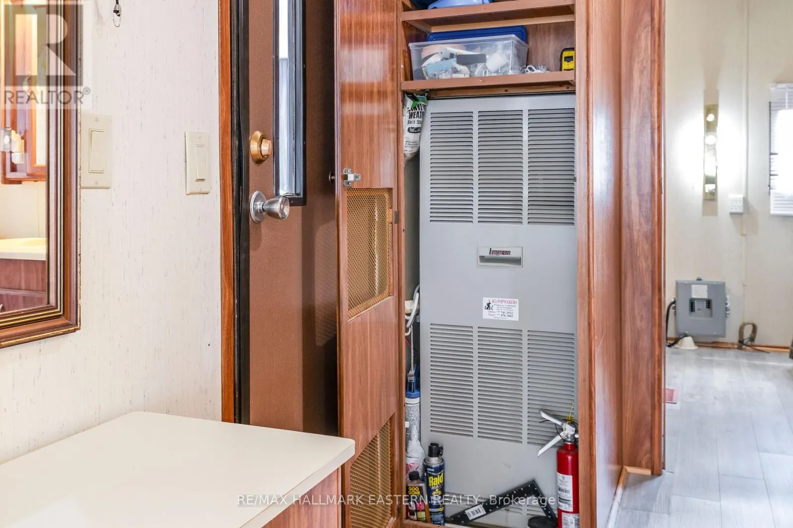 #1 MARINA CRES - 920 SKYLINE ROAD