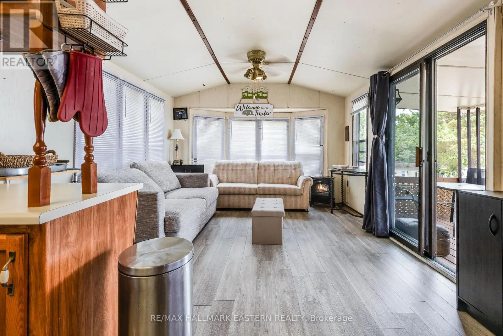 #1 MARINA CRES - 920 SKYLINE ROAD