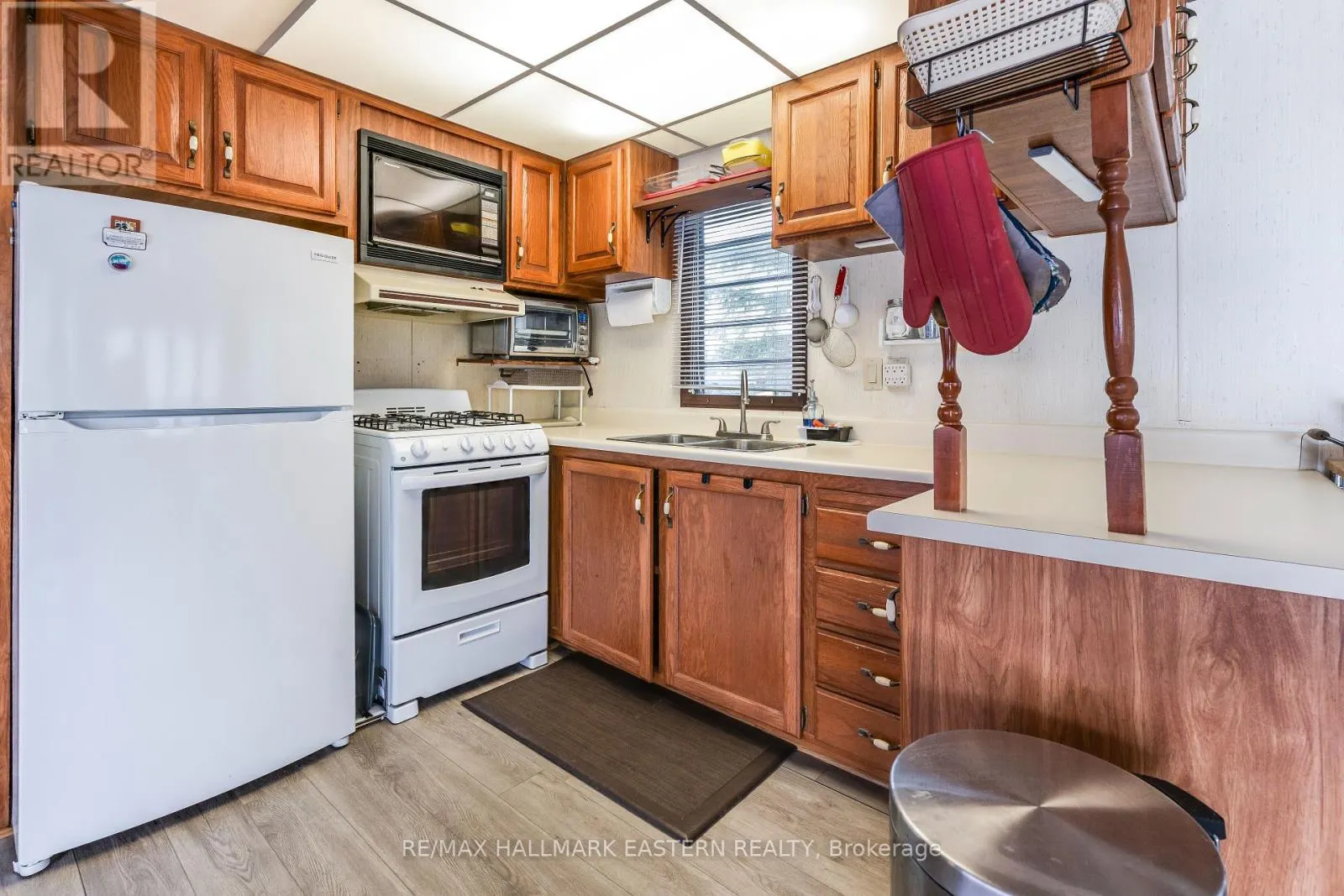 #1 MARINA CRES - 920 SKYLINE ROAD