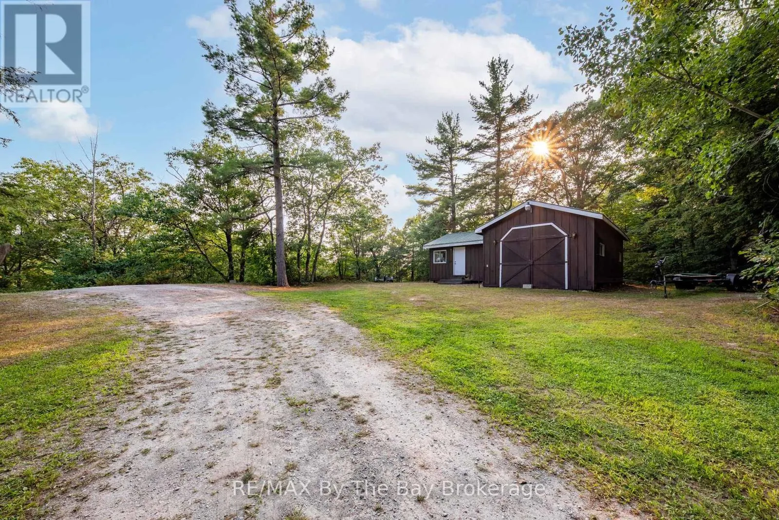 1215 HARRISON TRAIL