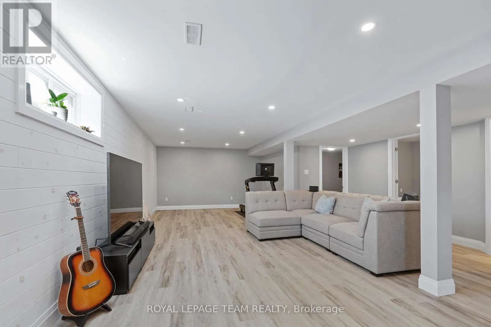 4 BRITTANY STREET
