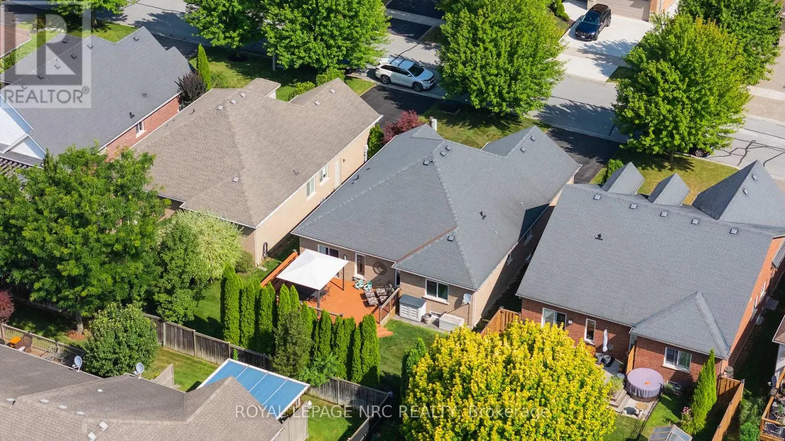39 LORETTA DRIVE