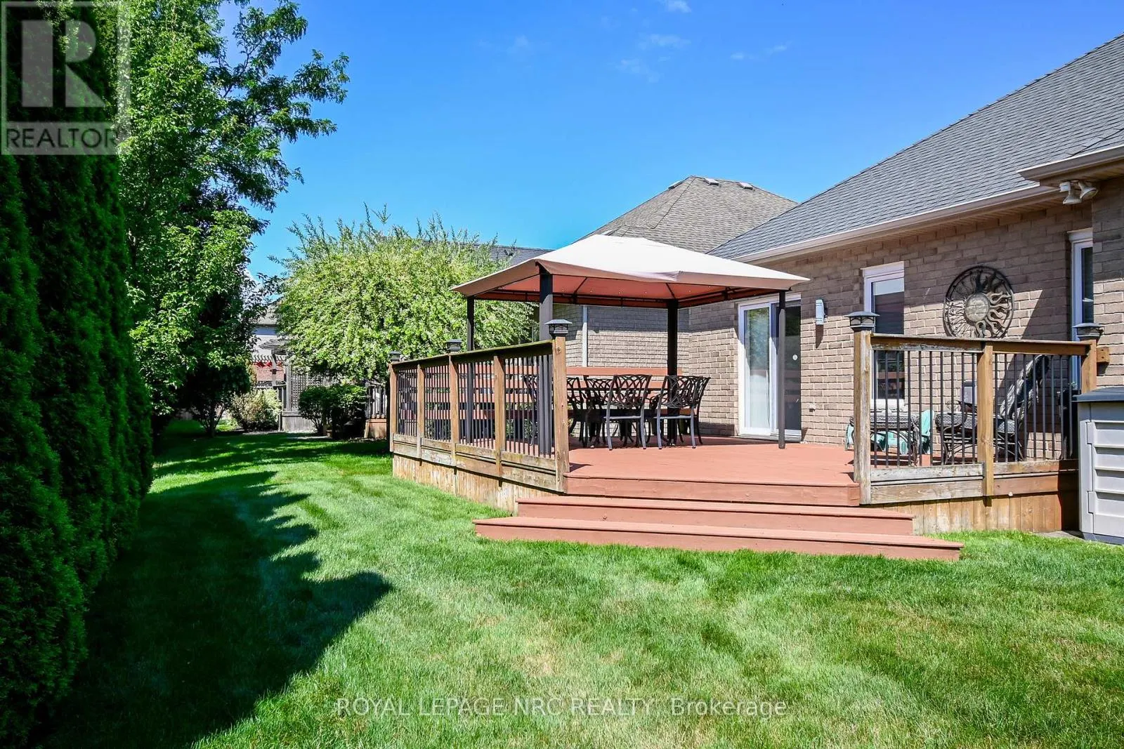 39 LORETTA DRIVE