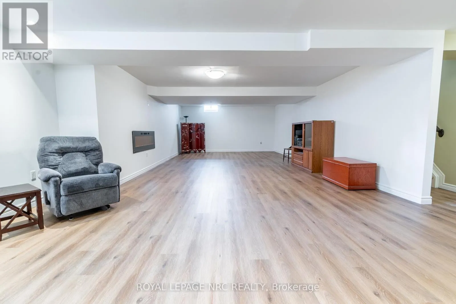 39 LORETTA DRIVE