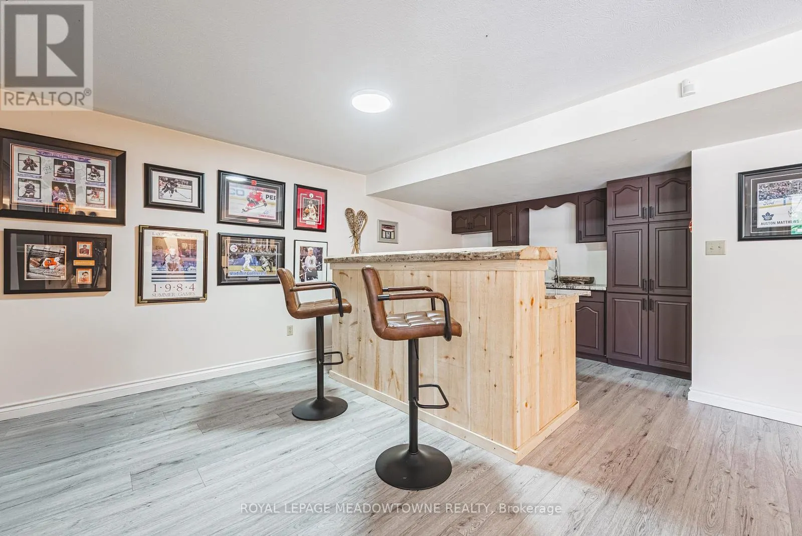 2368 #17 HALDIMAND ROAD