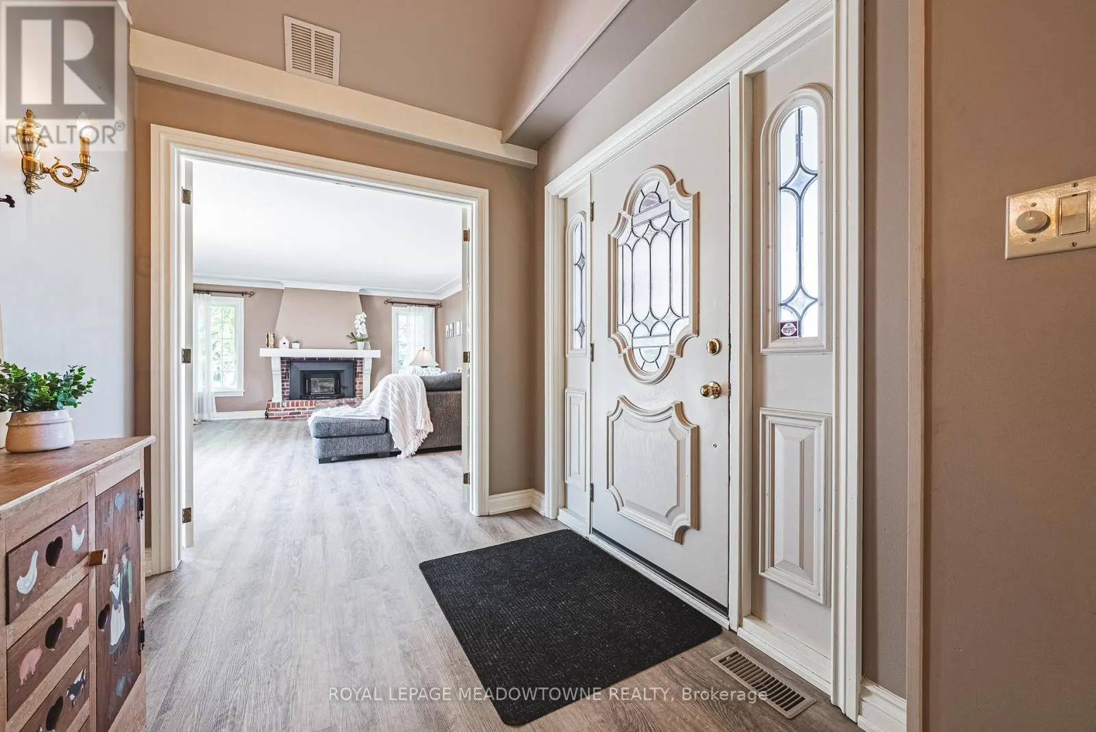 2368 #17 HALDIMAND ROAD