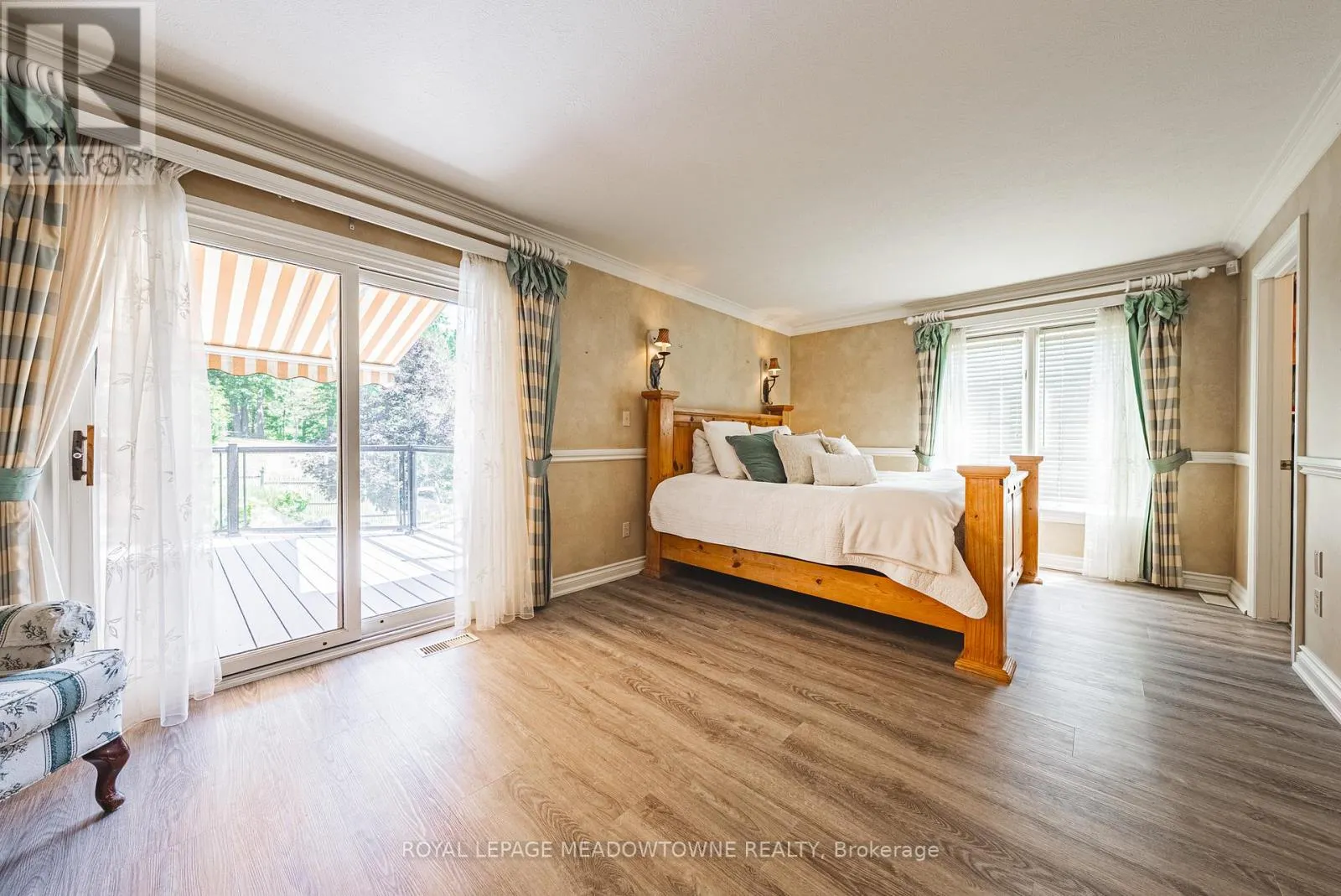 2368 #17 HALDIMAND ROAD