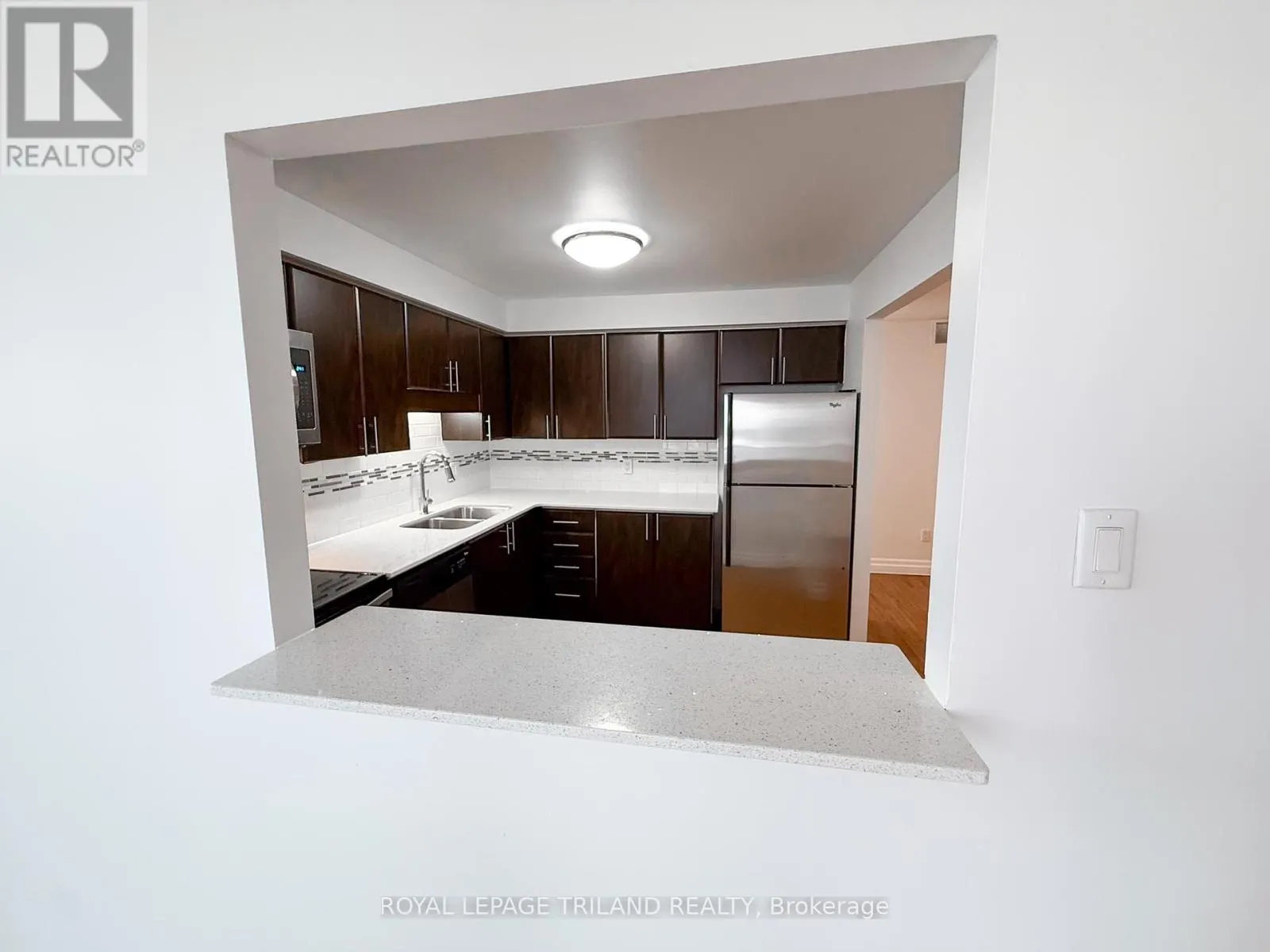 608 - 675 RICHMOND STREET, #608