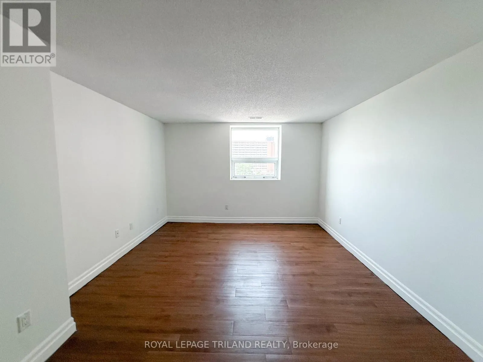 608 - 675 RICHMOND STREET, #608