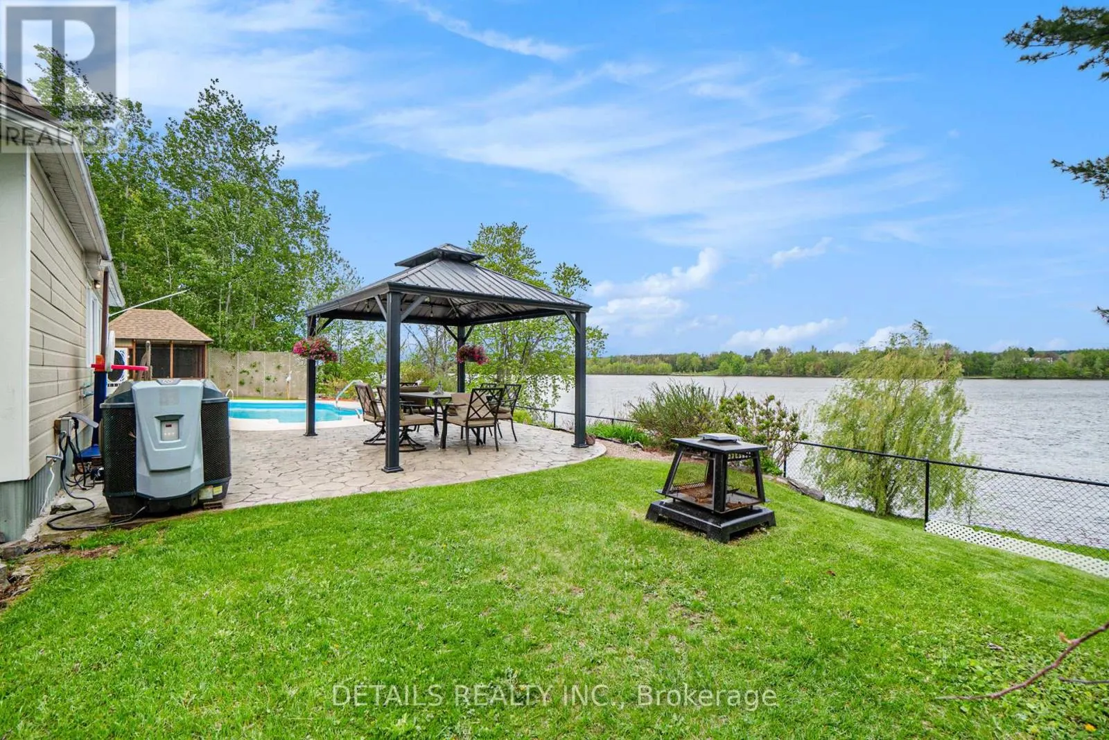 899 CONCESSION 1 ROAD