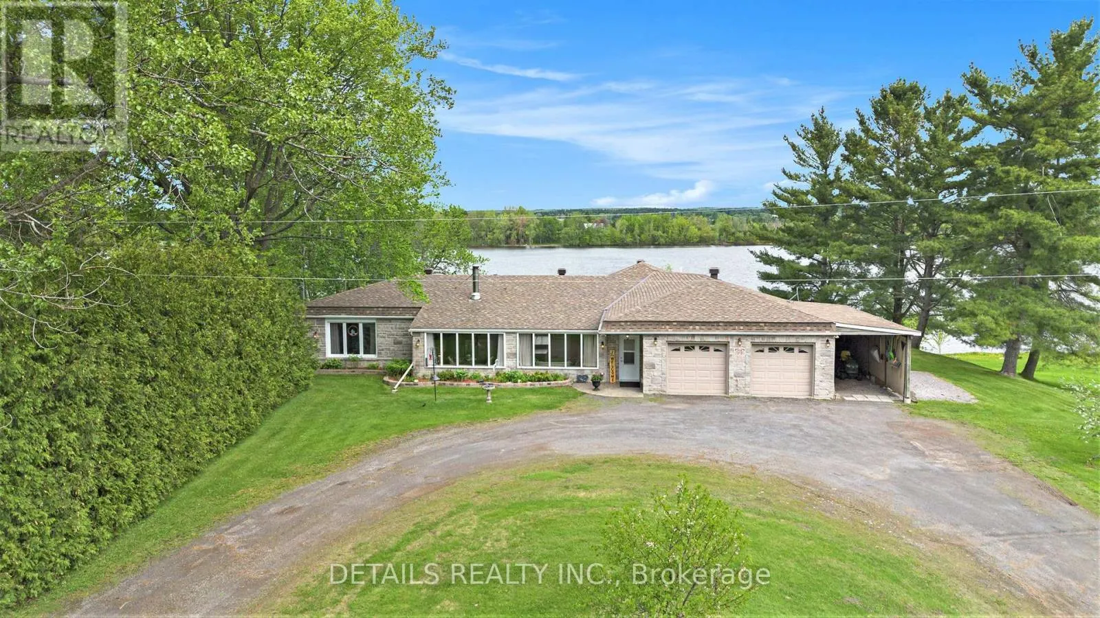 899 CONCESSION 1 ROAD