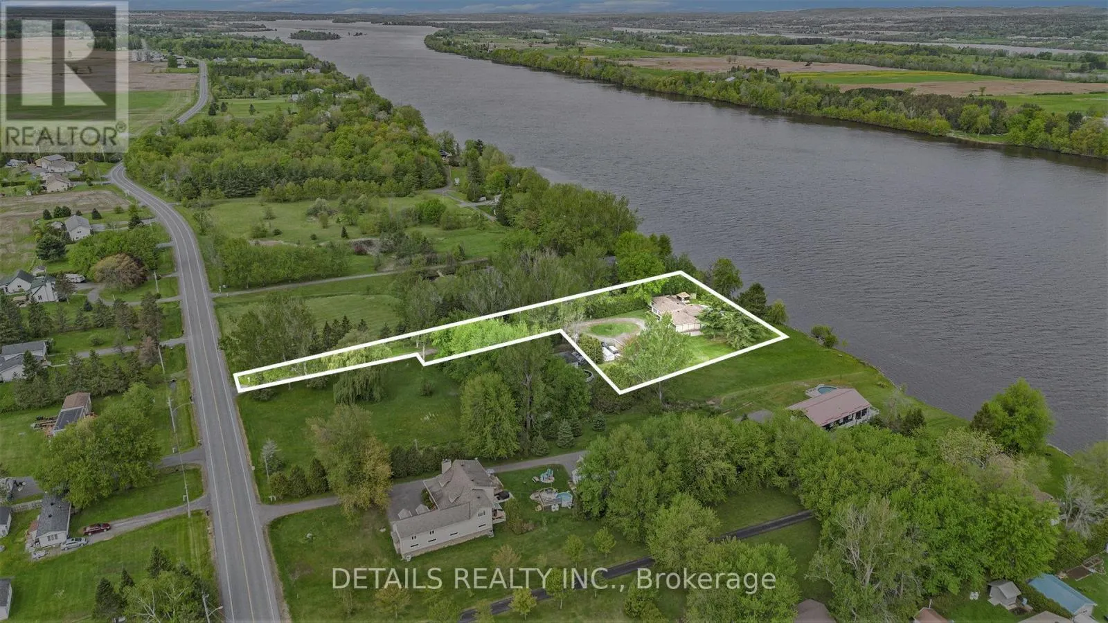 899 CONCESSION 1 ROAD