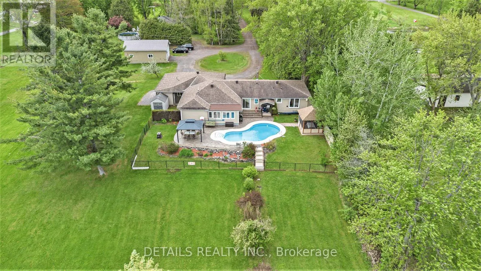 899 CONCESSION 1 ROAD