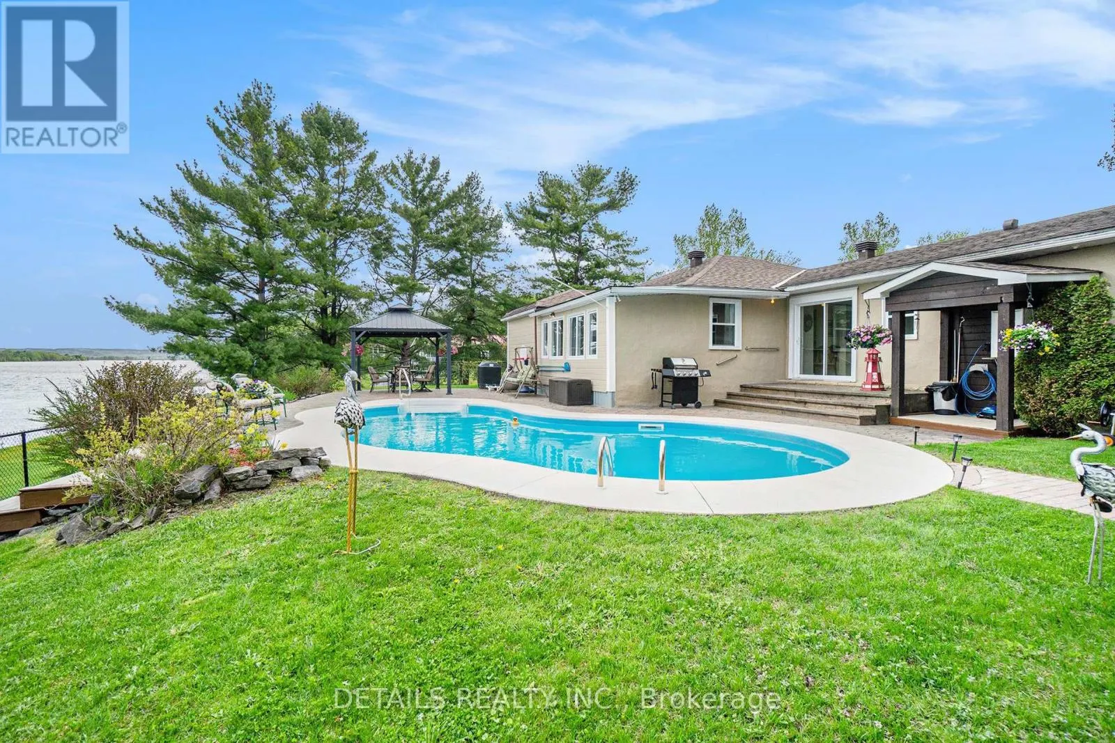 899 CONCESSION 1 ROAD