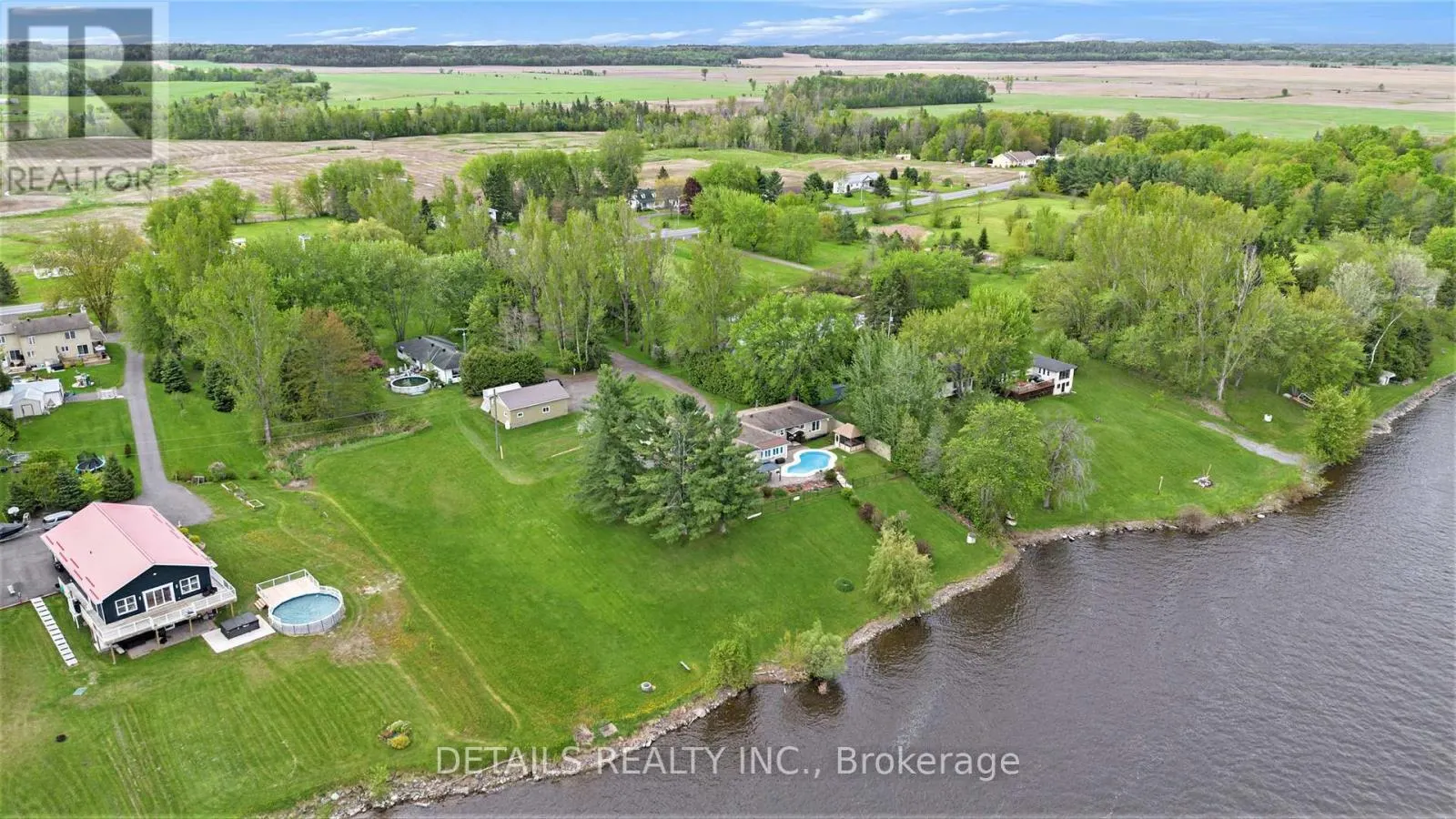 899 CONCESSION 1 ROAD