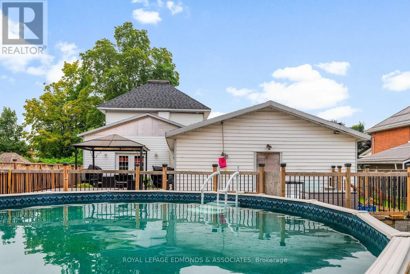 428 TRAFALGAR ROAD