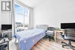 G111 - 275 LARCH STREET