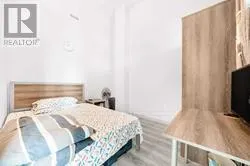 G111 - 275 LARCH STREET