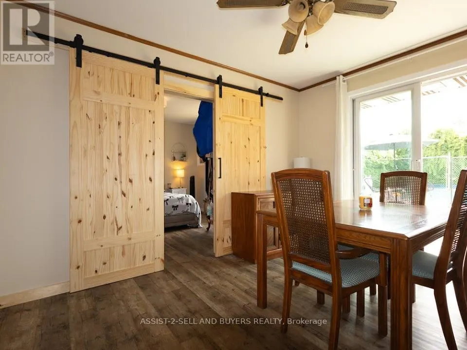 11 MOULINETTE ROAD W