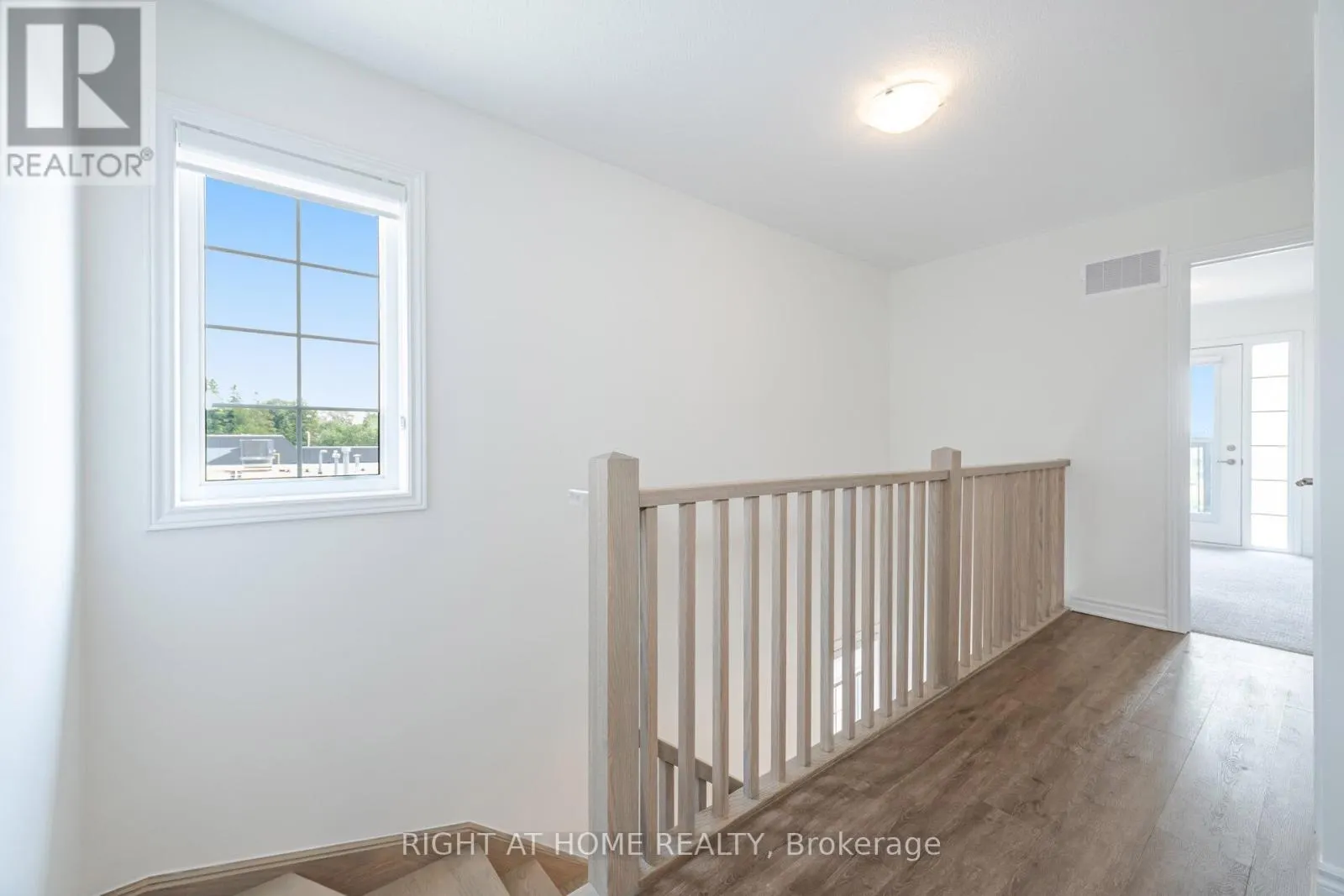 13 - 305 GARNER ROAD W