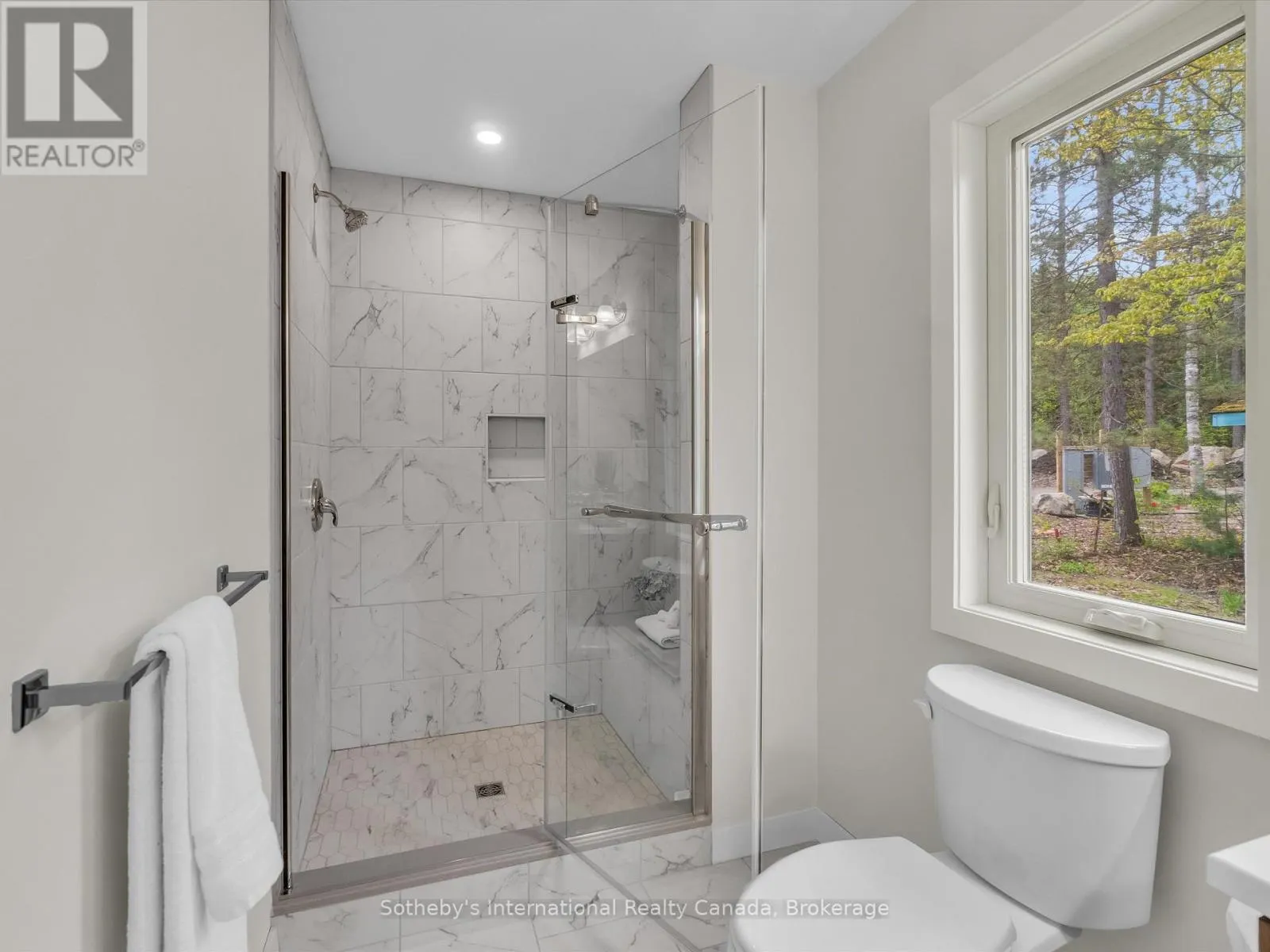 2 - 3179 MUSKOKA RD 117 ROAD, #2