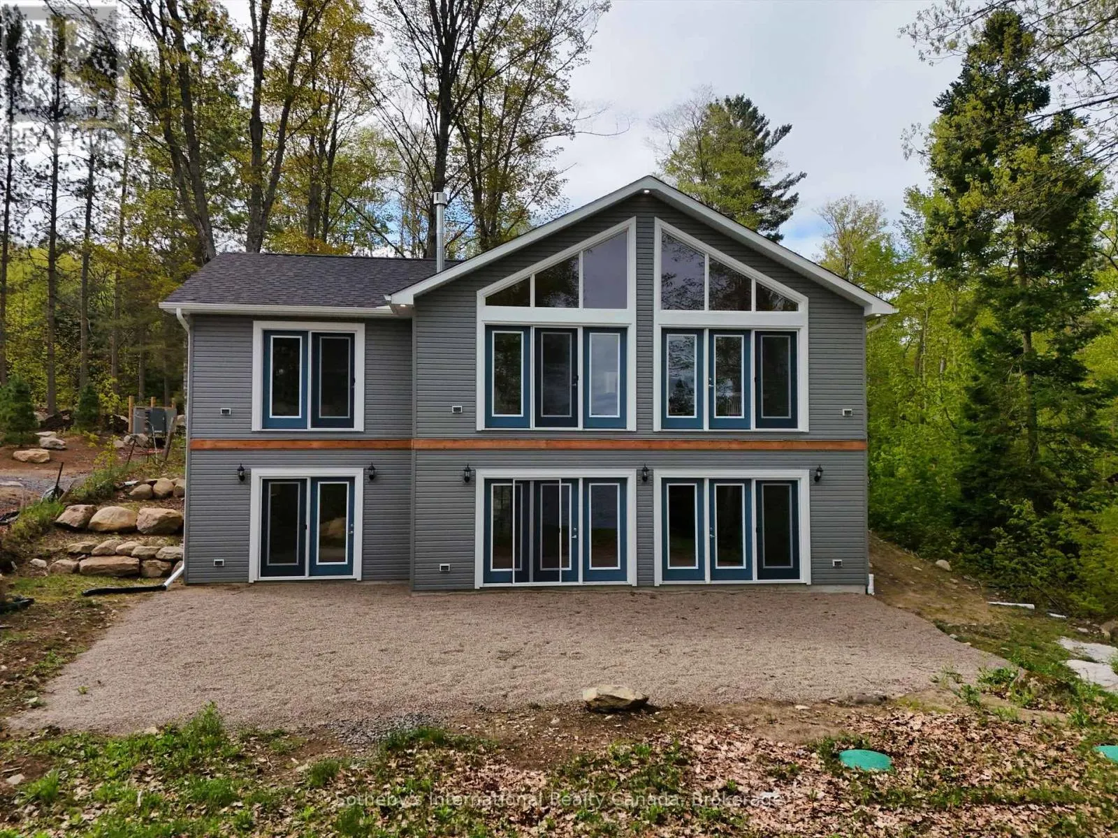 2 - 3179 MUSKOKA RD 117 ROAD, #2