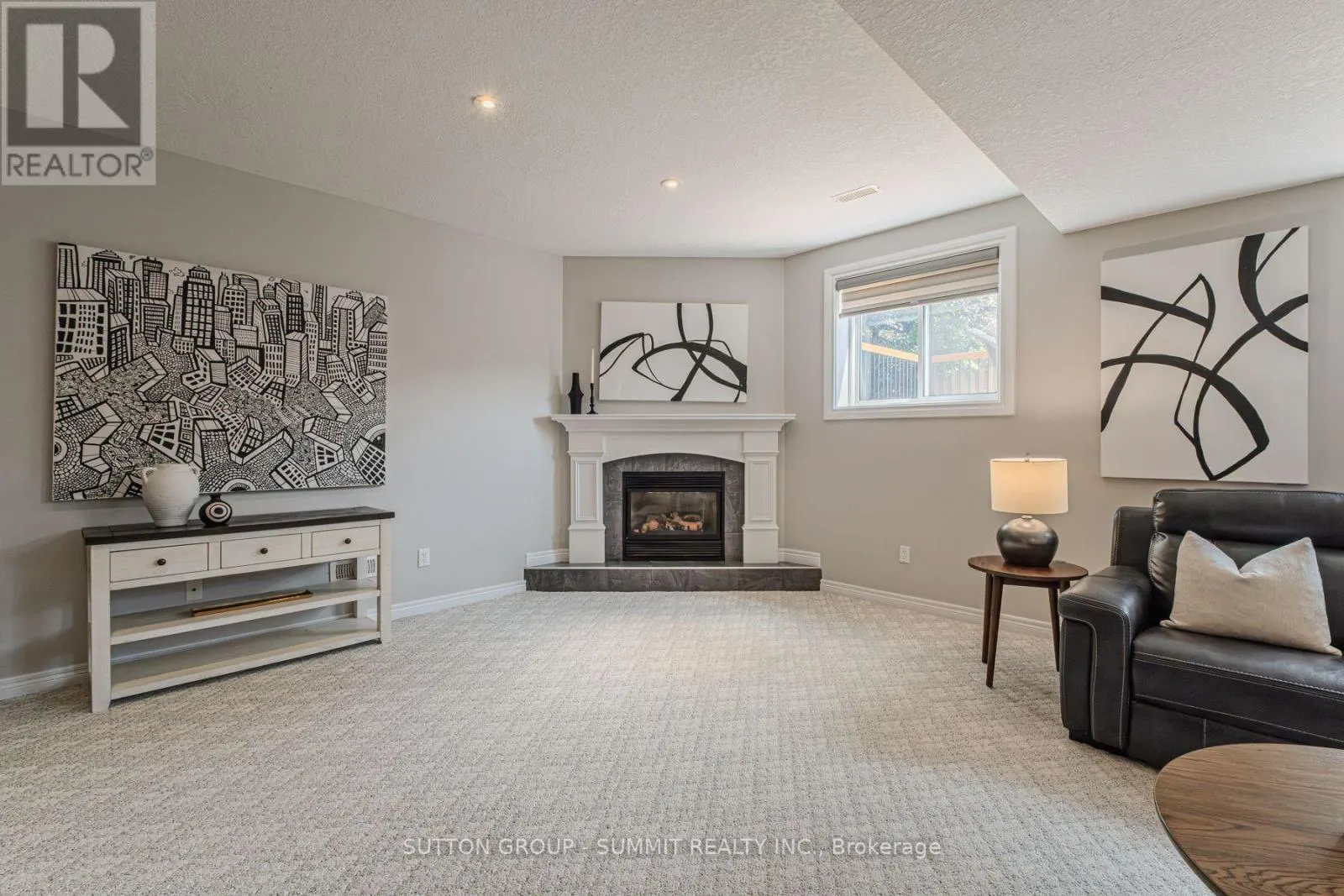 5 MACDONALD CRESCENT
