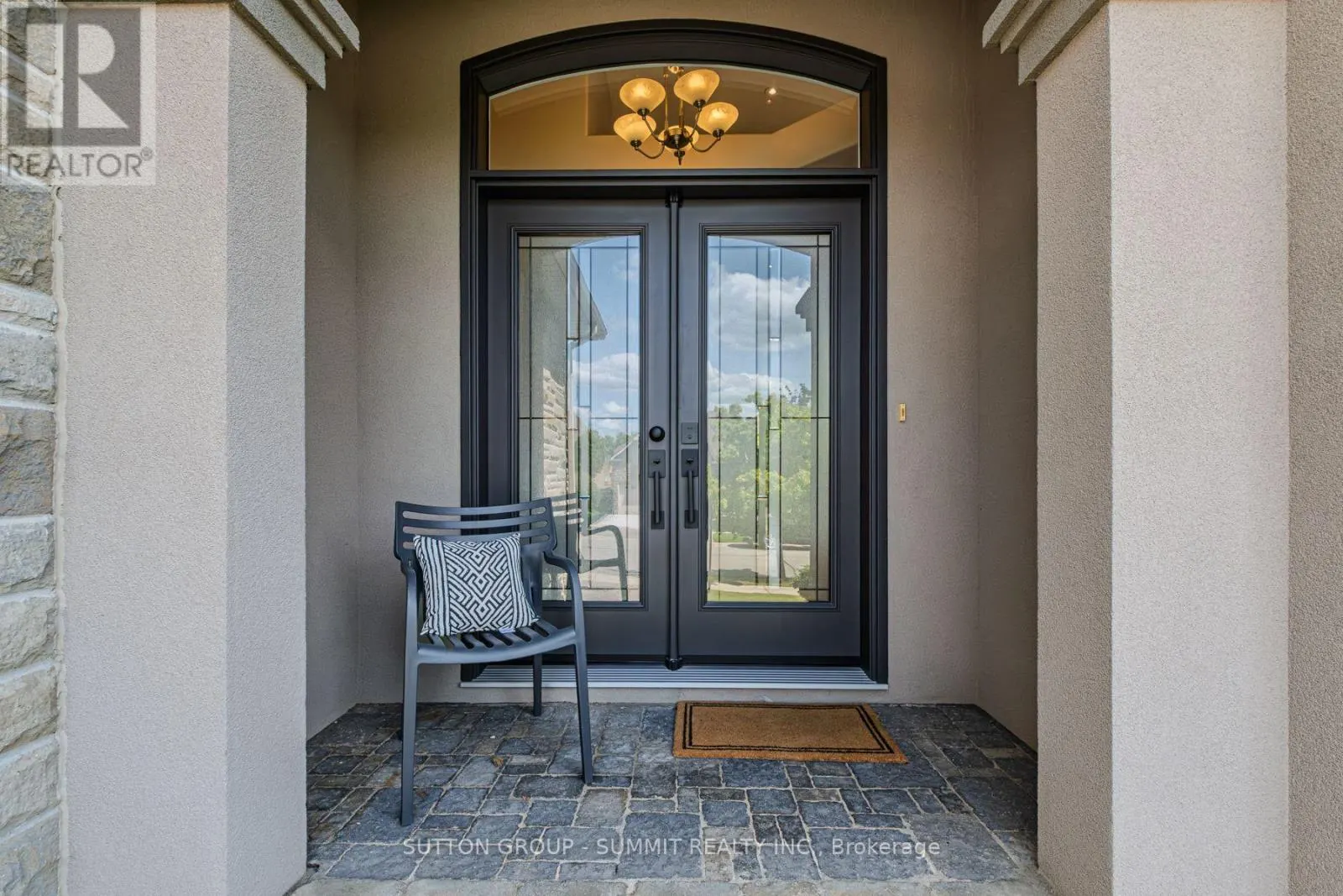 5 MACDONALD CRESCENT