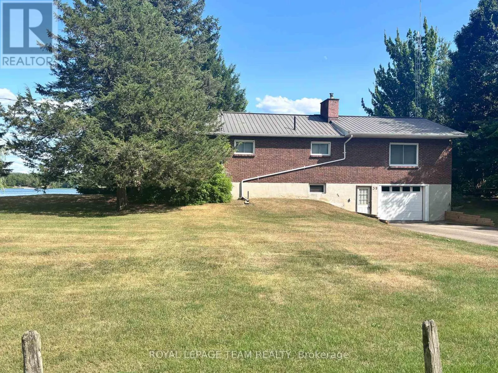39 KERRY POINT ROAD