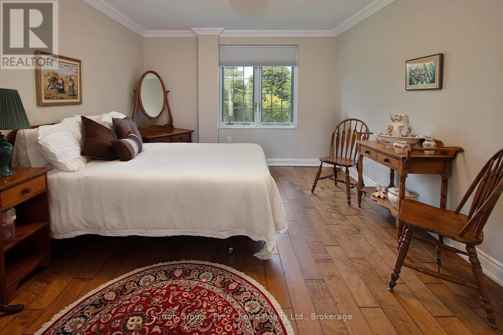 206 - 30 FRONT STREET, #206