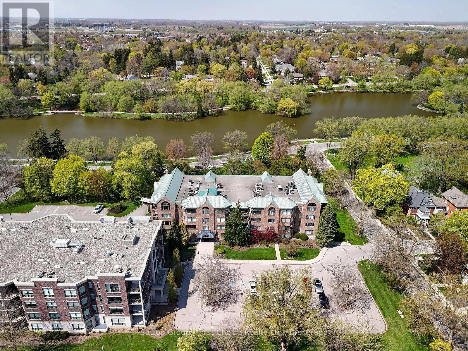 206 - 30 FRONT STREET, #206