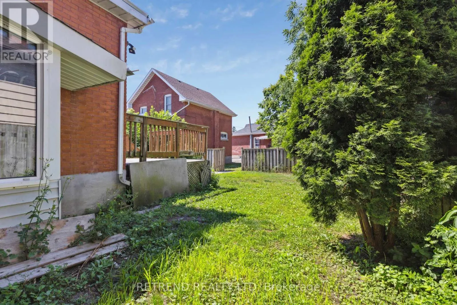 219 ERIE AVENUE